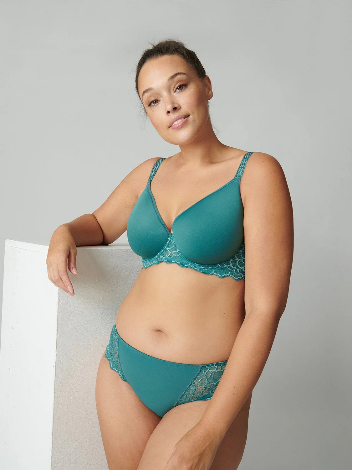 Caresse 3D Plunge - Boreal Green - Image 9