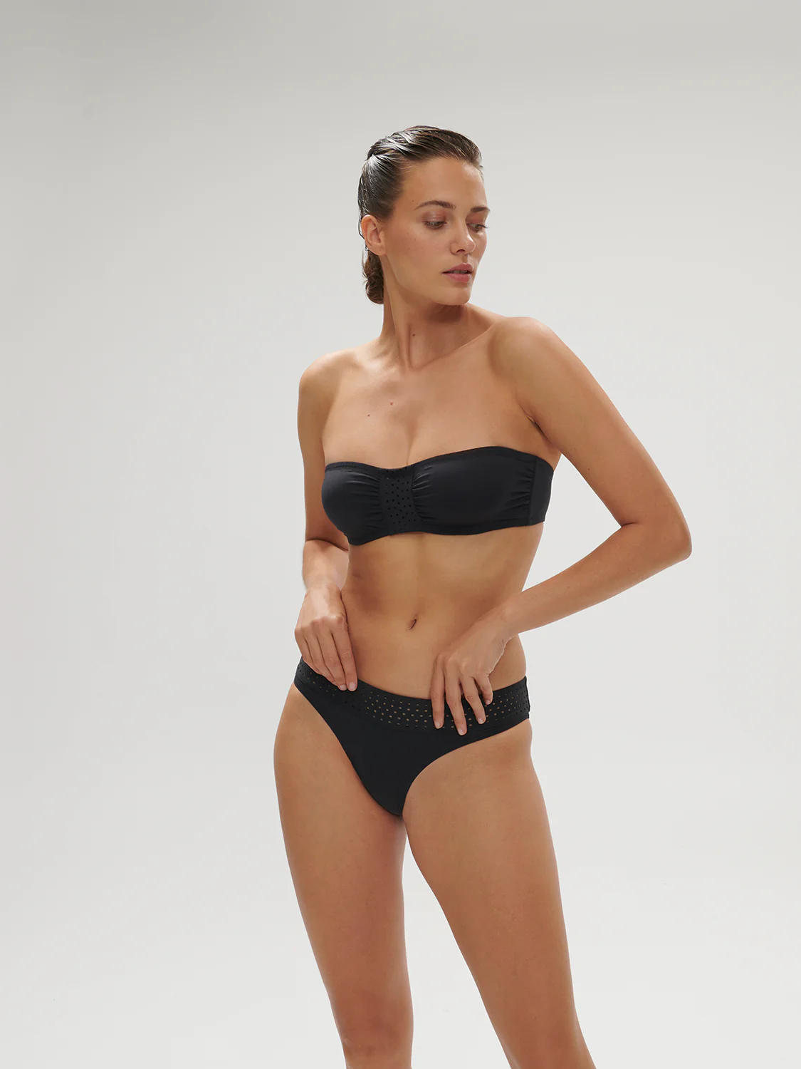 Hoya Bikini - Black - Image 5
