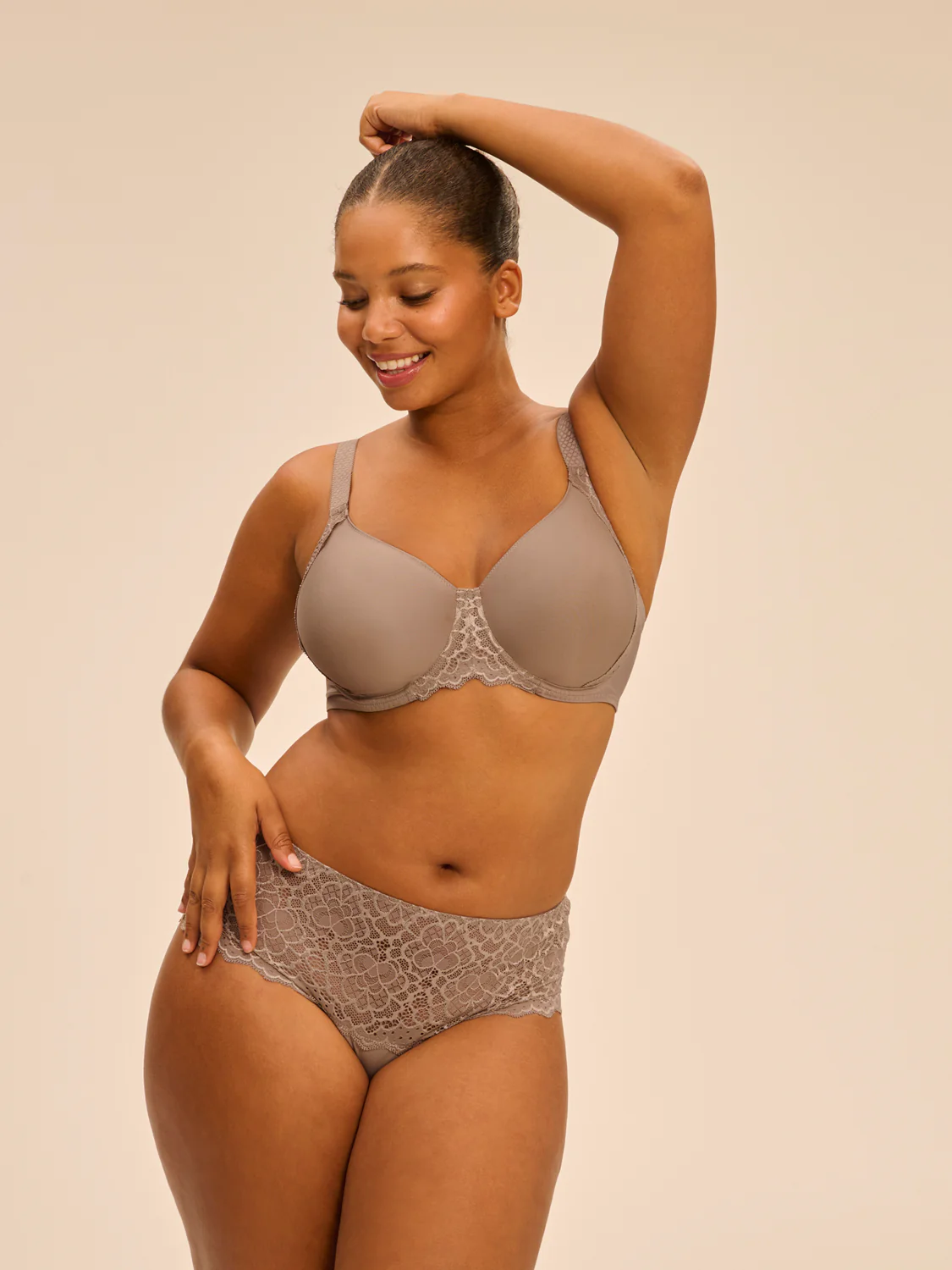 Caresse Boyshort - Greige - Image 8