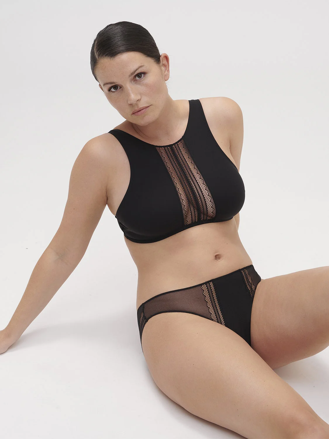 Olympe Bralette - Black - Image 11