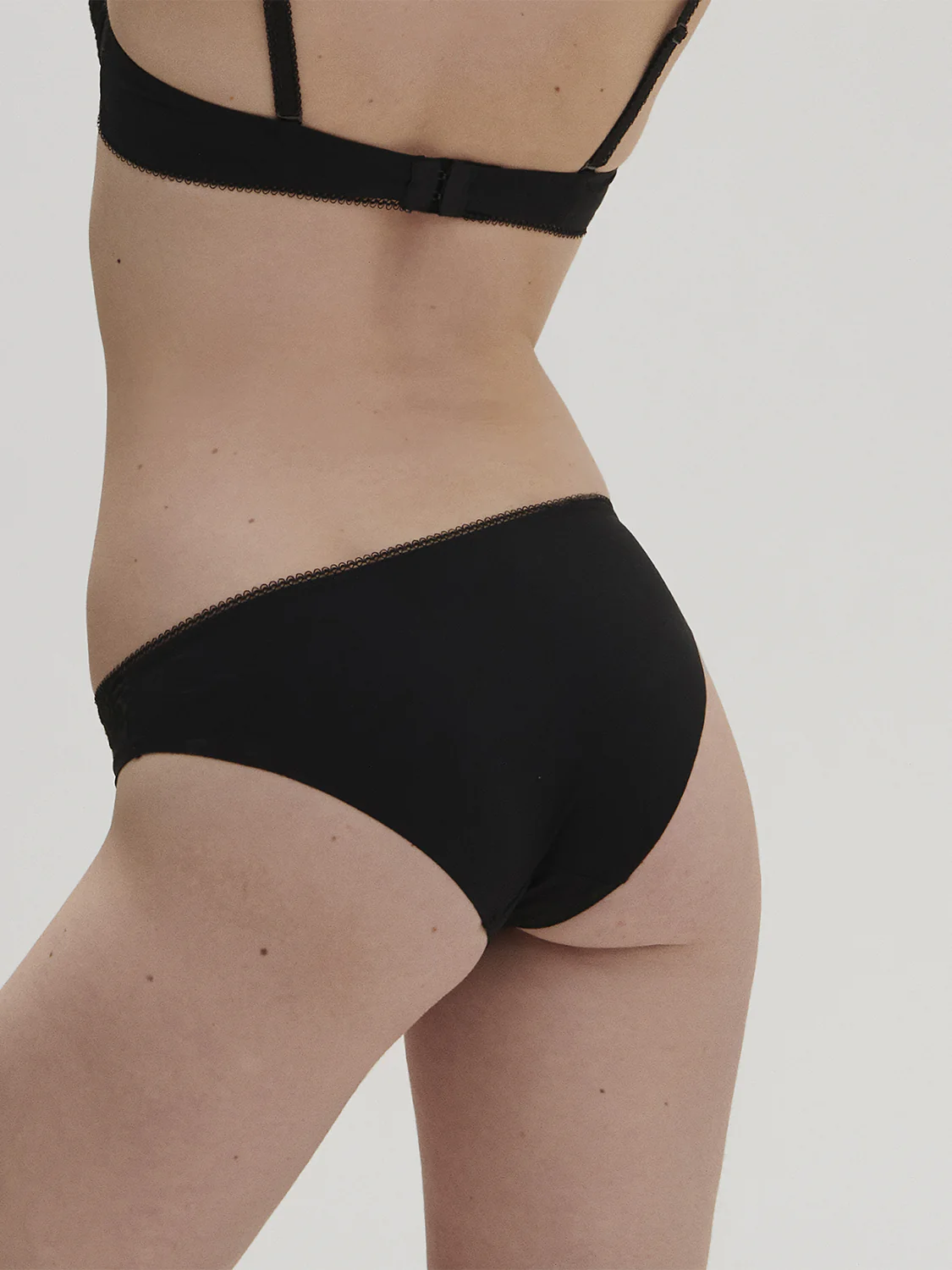 Amazone Bikini - Black - Image 6