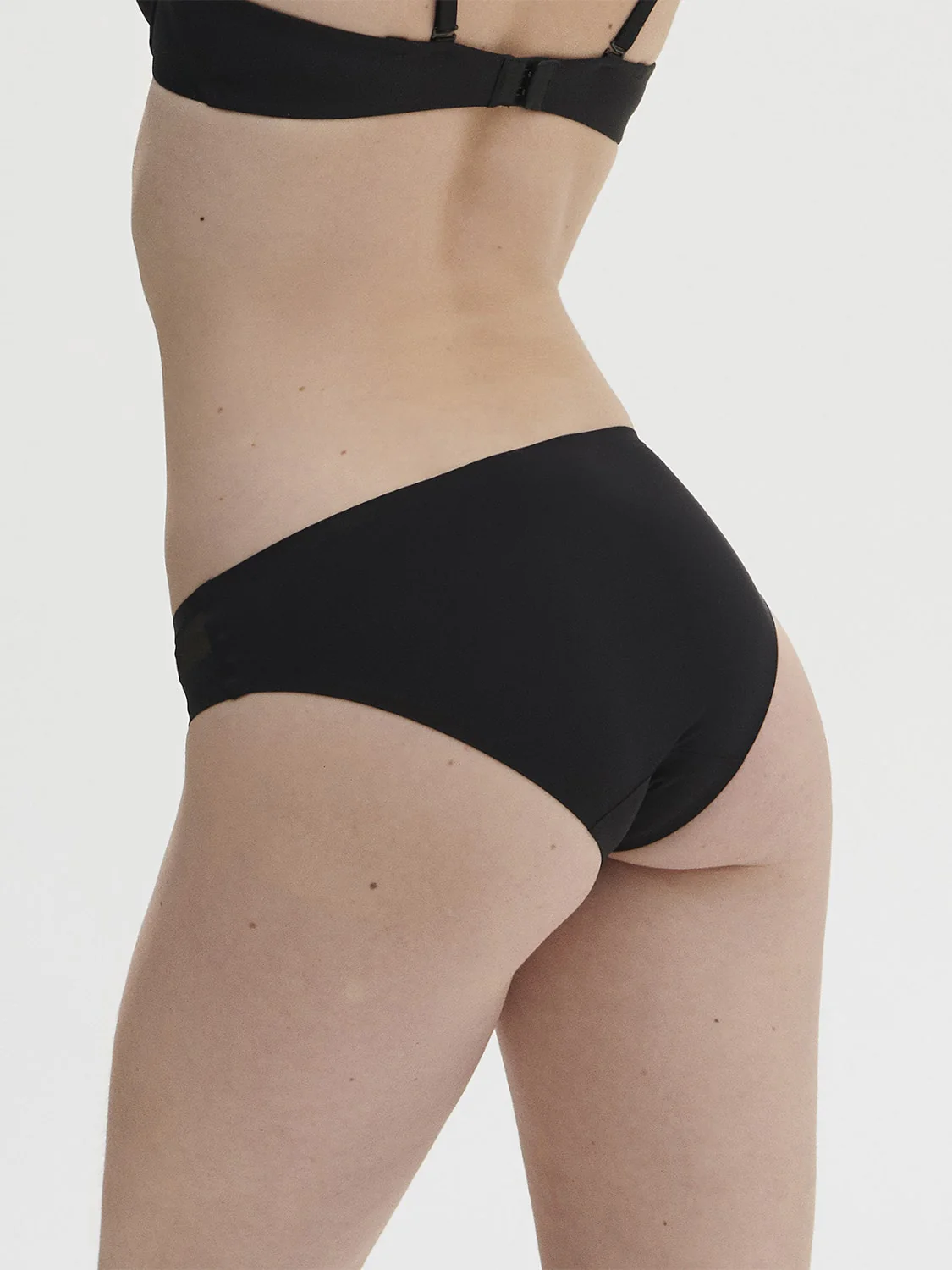 Essentiel Bikini - Black - Image 2