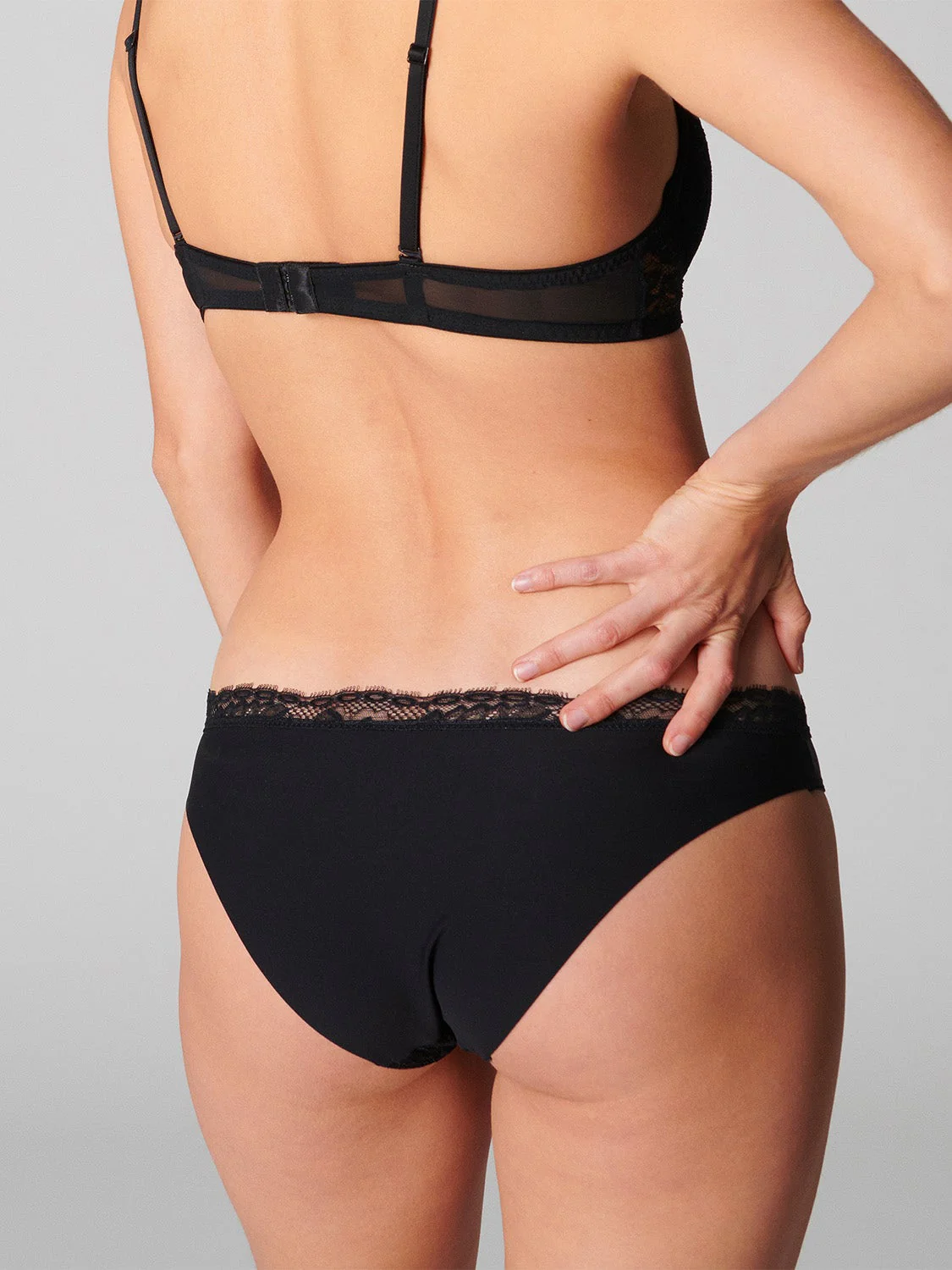 Exotica Bikini - Black - Image 2