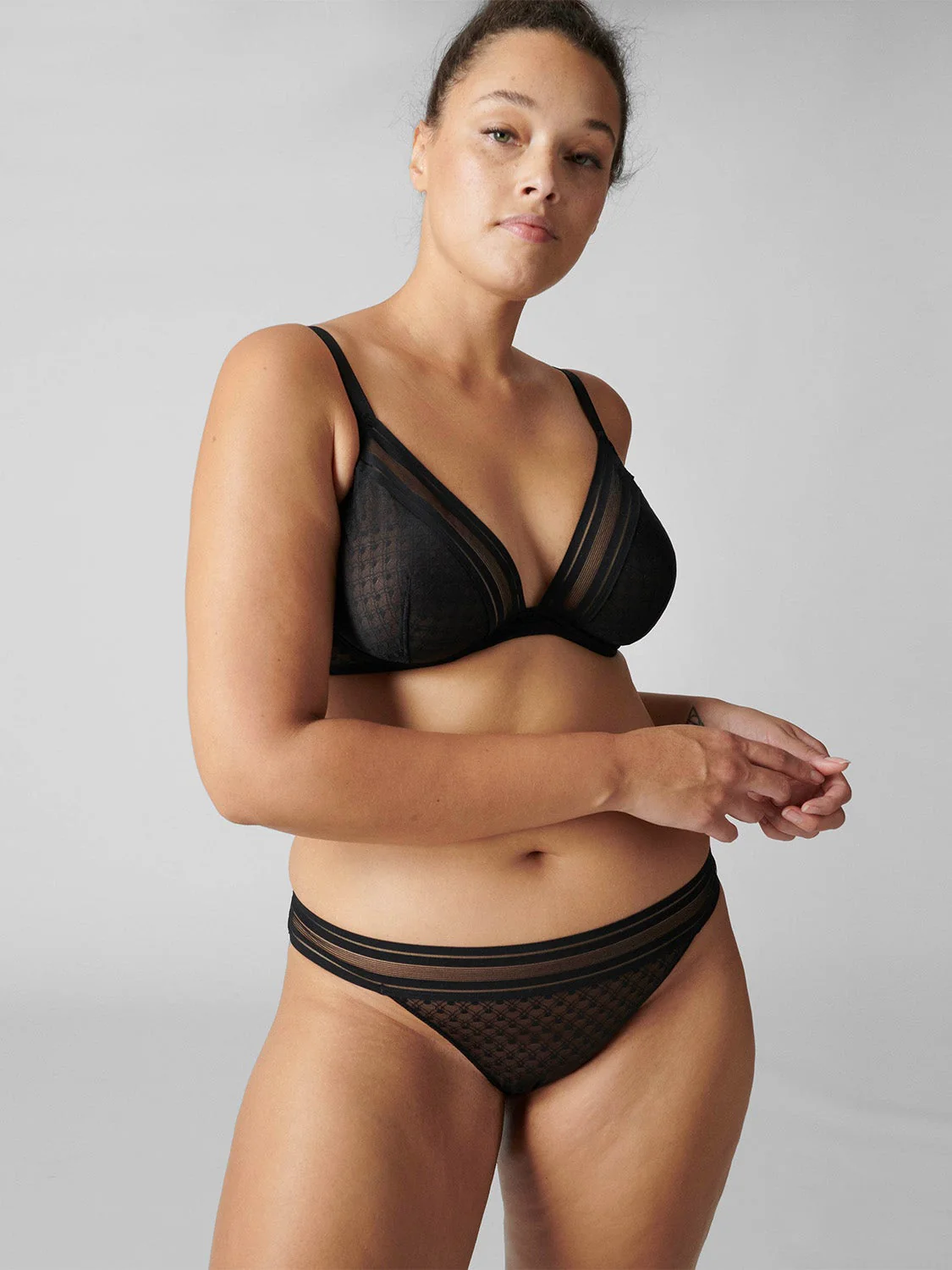 Iris Bikini - Black - Image 9