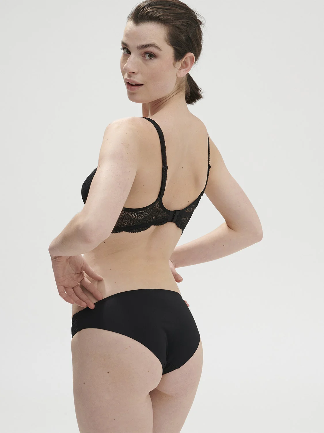 Karma Bikini - Black - Image 5