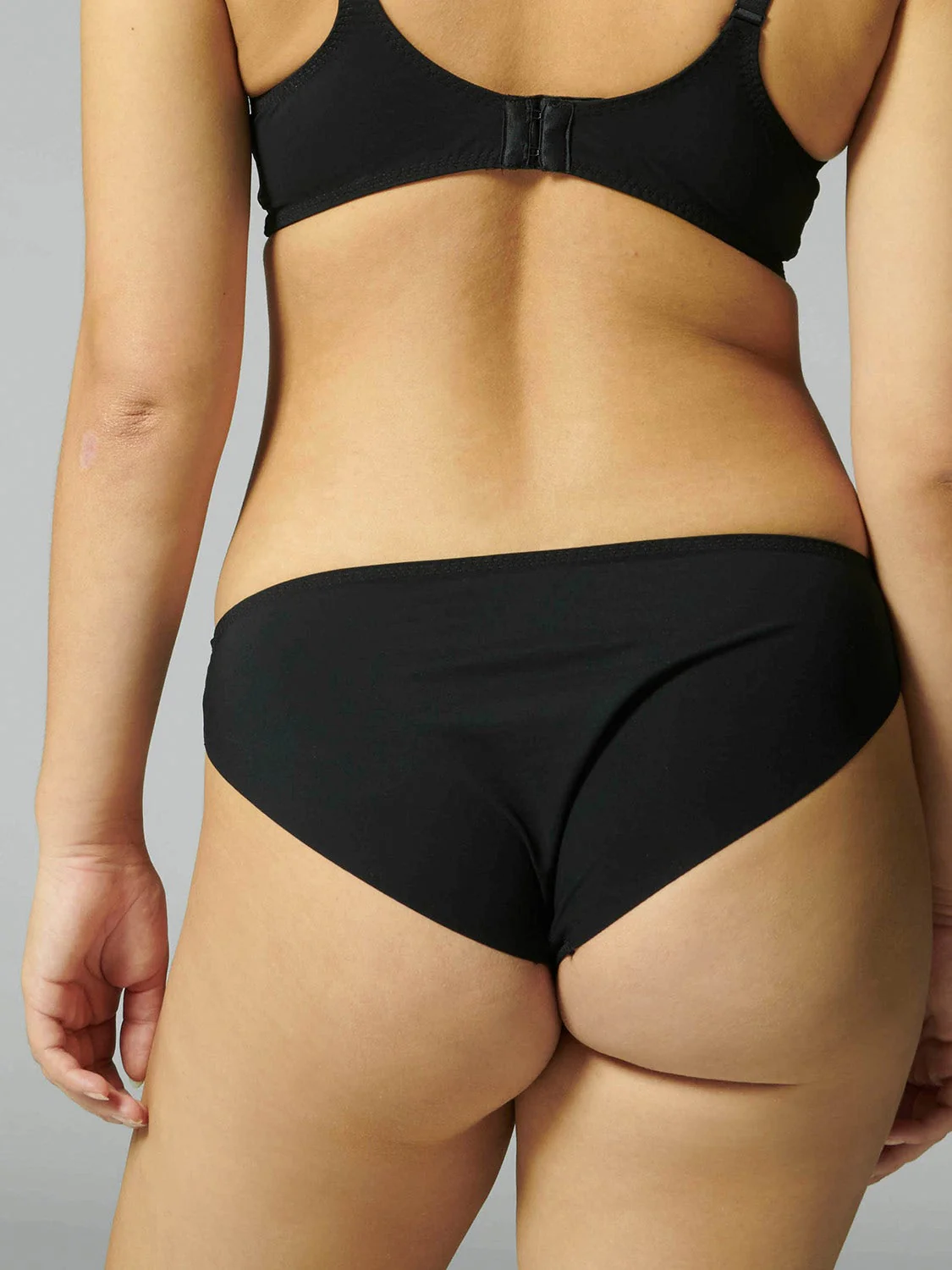 Reve Bikini - Black - Image 2
