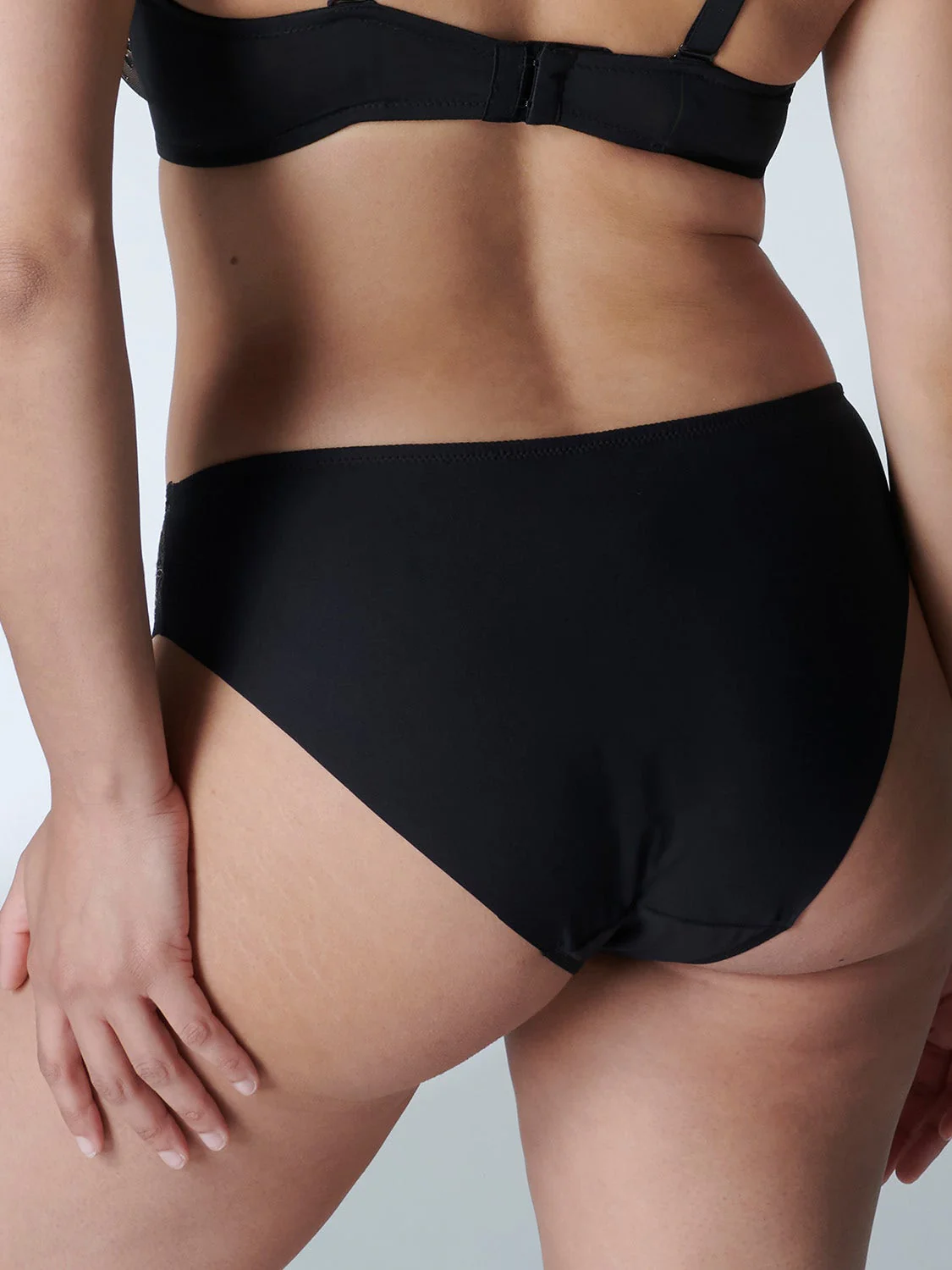 Singuliere Bikini - Black - Image 7