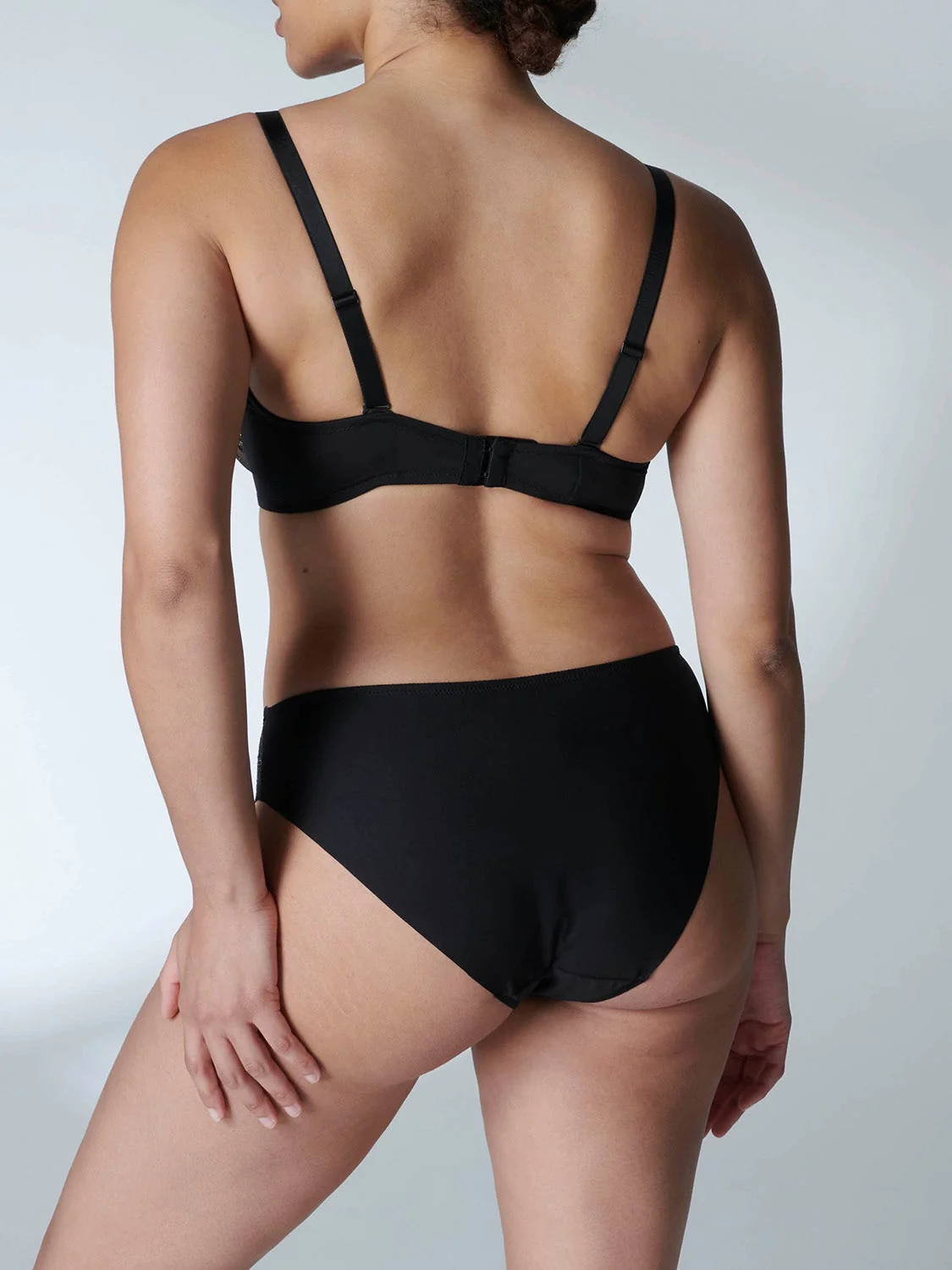 Singuliere Bikini - Black - Image 9