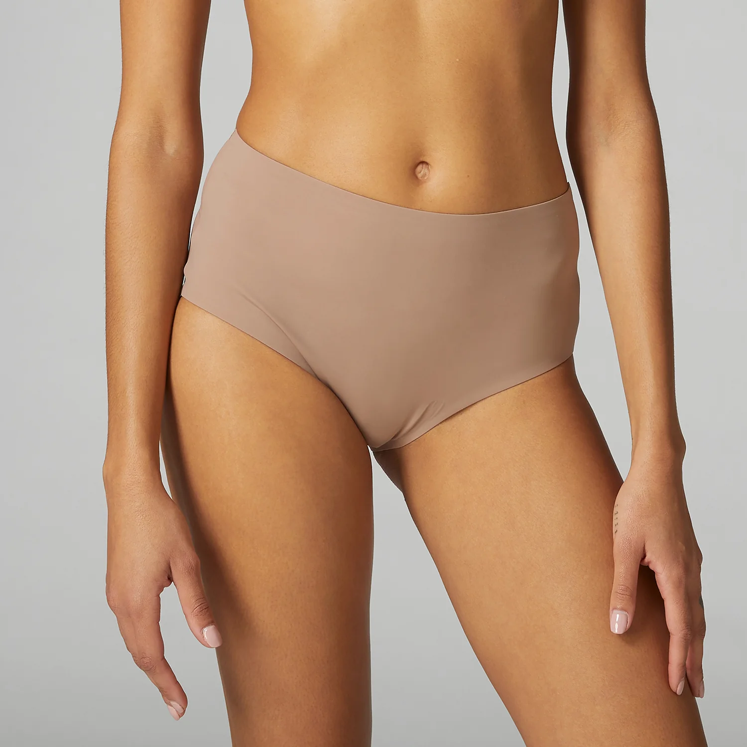 Essentiel Control Brief - Amaretto