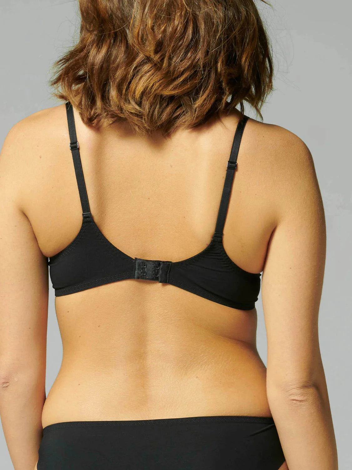Reve Full Coverage Plunge - Black - Image 6