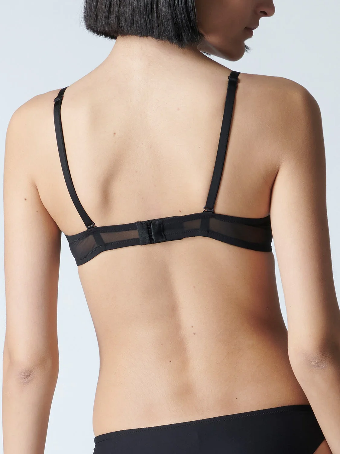 Singuliere Full Coverage Plunge - Black - Image 7