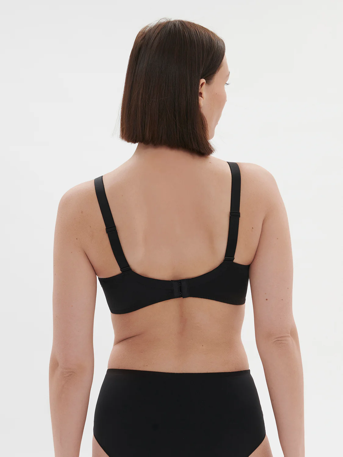 Delice Full Coverage Plunge - Gem Black - Image 3