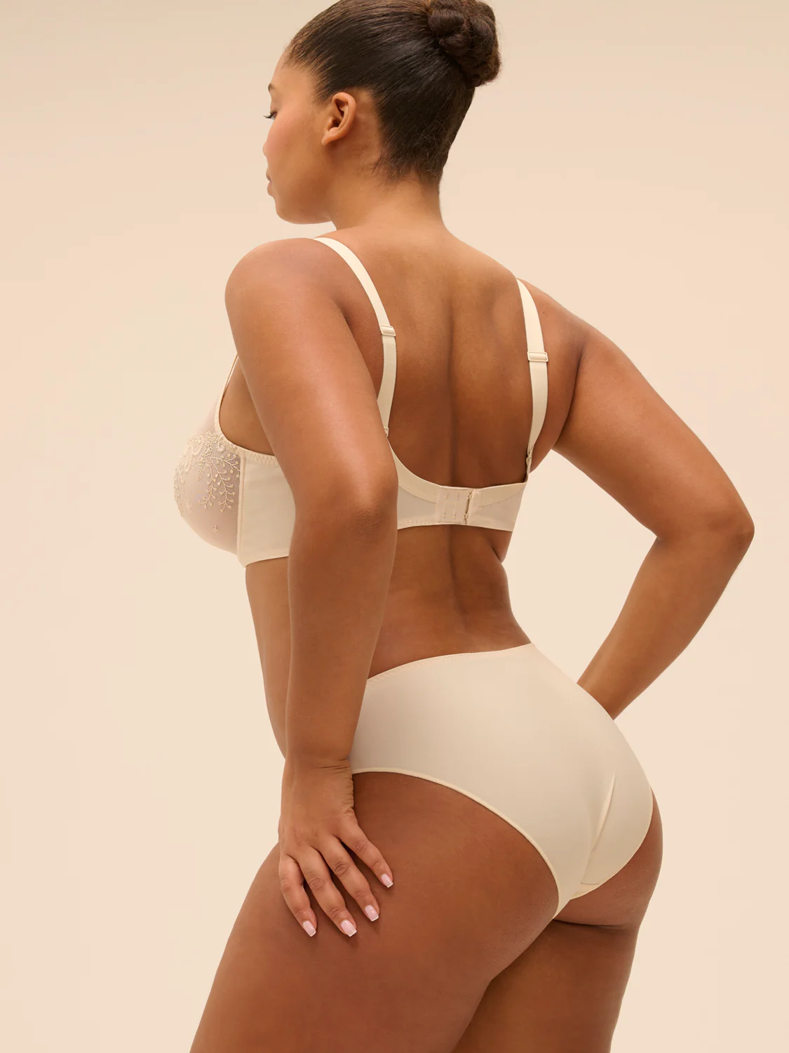 Delice Full Coverage Plunge - Topaz Beige - Image 11
