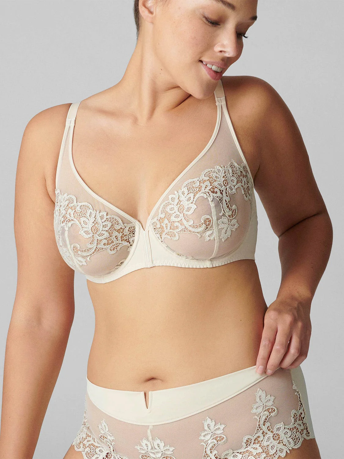 Saga Full Coverage Plunge - Topaz Beige - Image 6