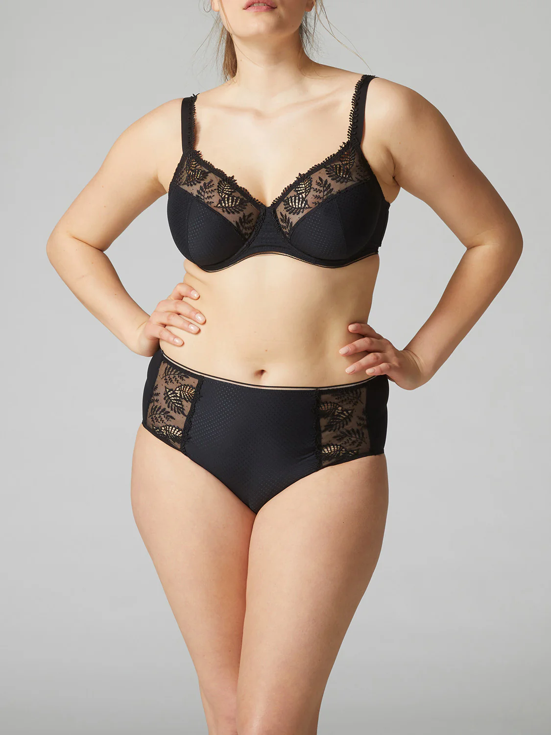 Bloom Full Cup - Black - Image 3