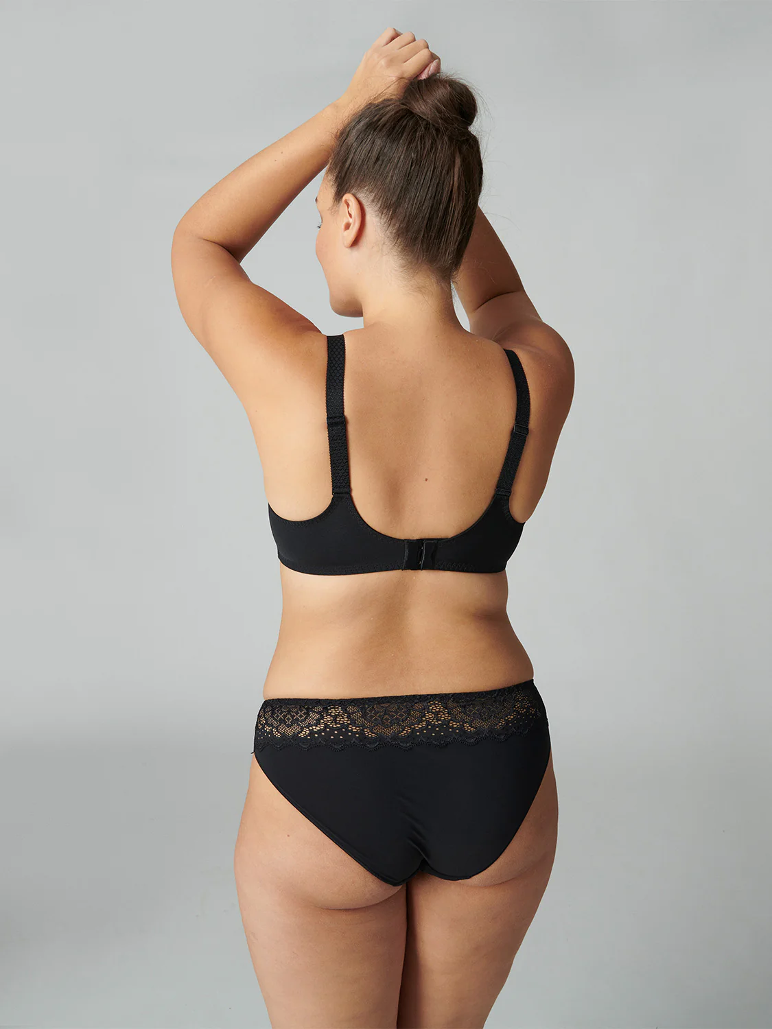 Caresse Full Cup - Black - Image 4