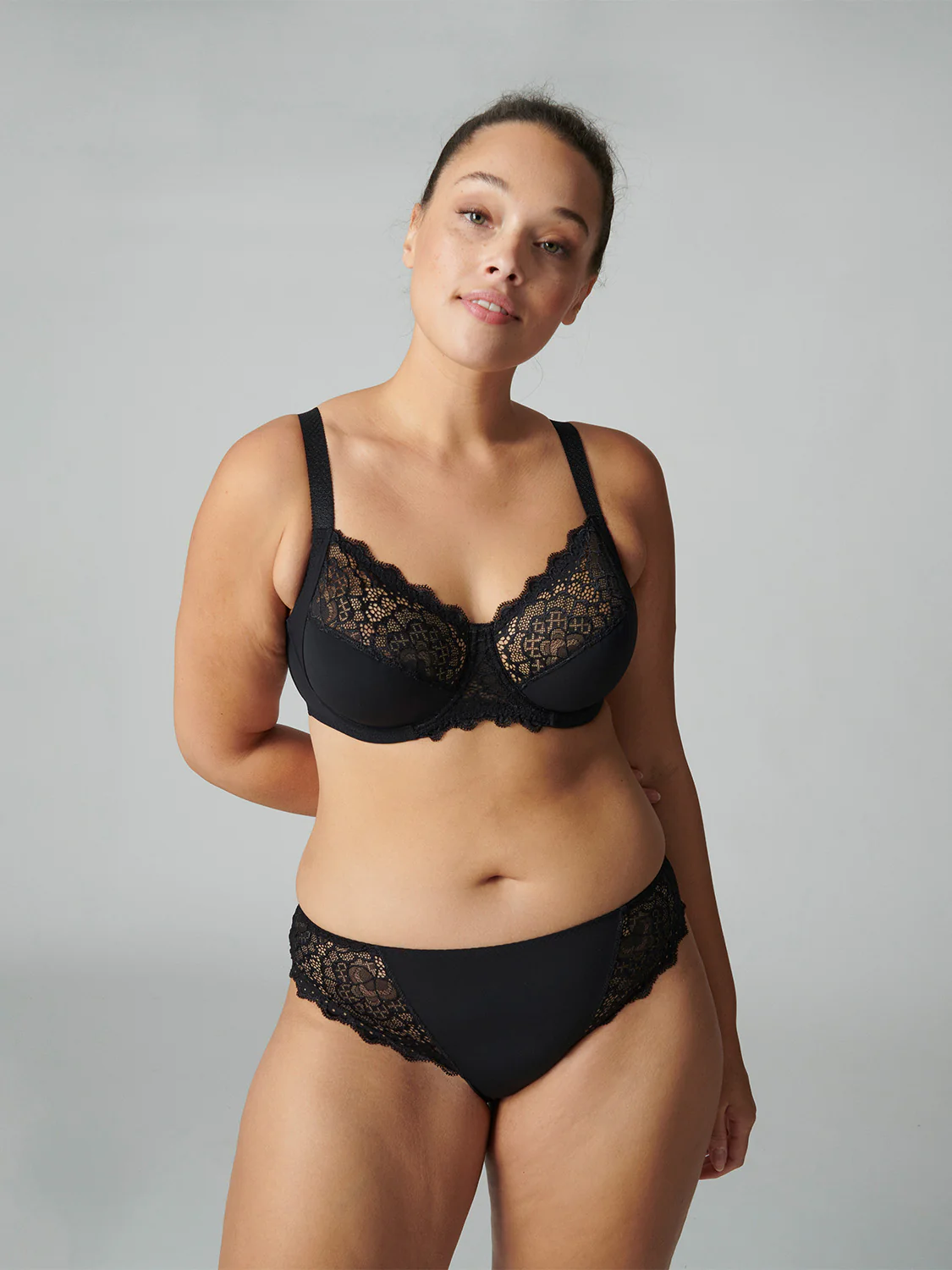 Caresse Full Cup - Black - Image 5