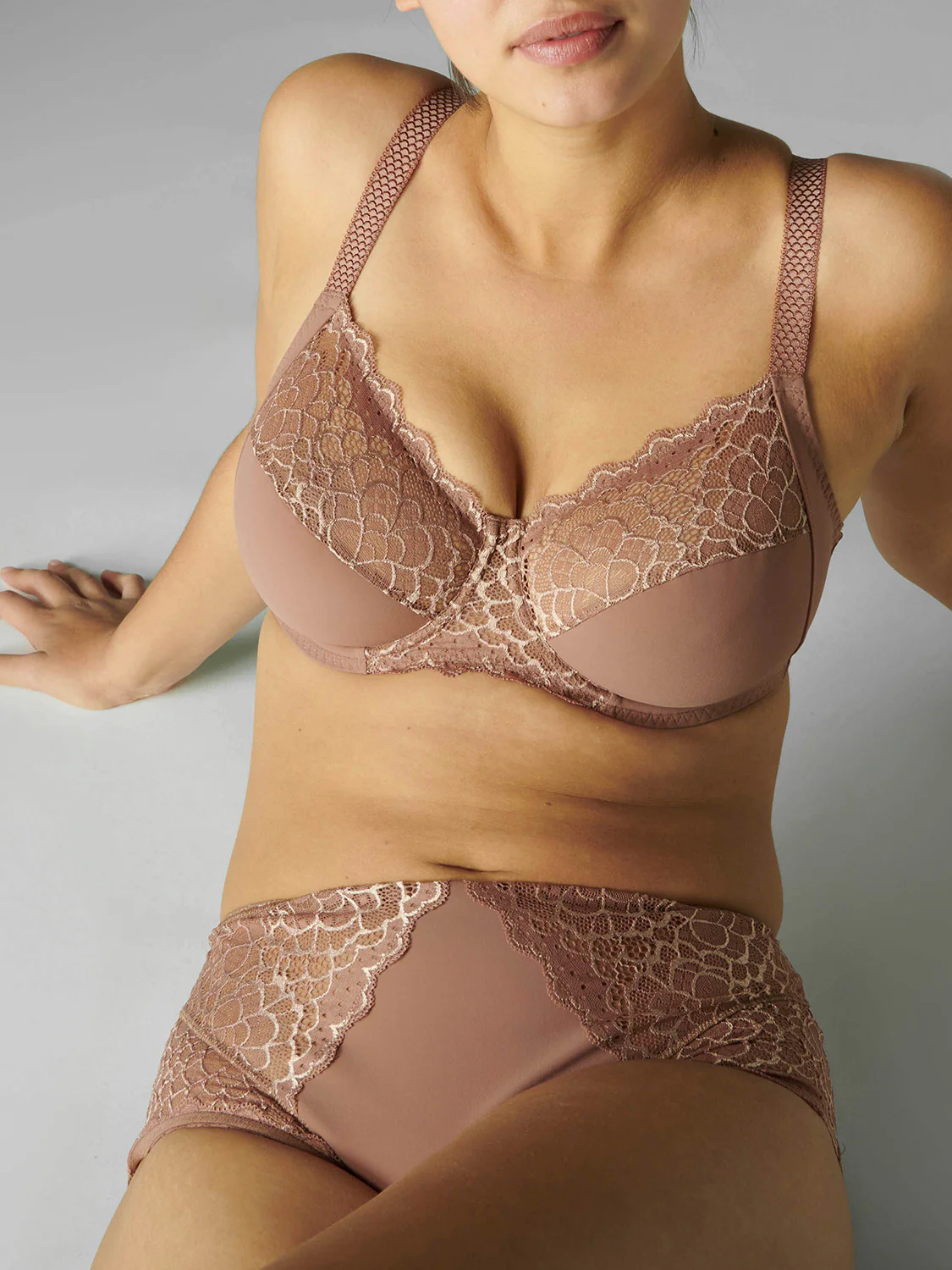 Caresse Full Cup - Coco Brown - Image 5