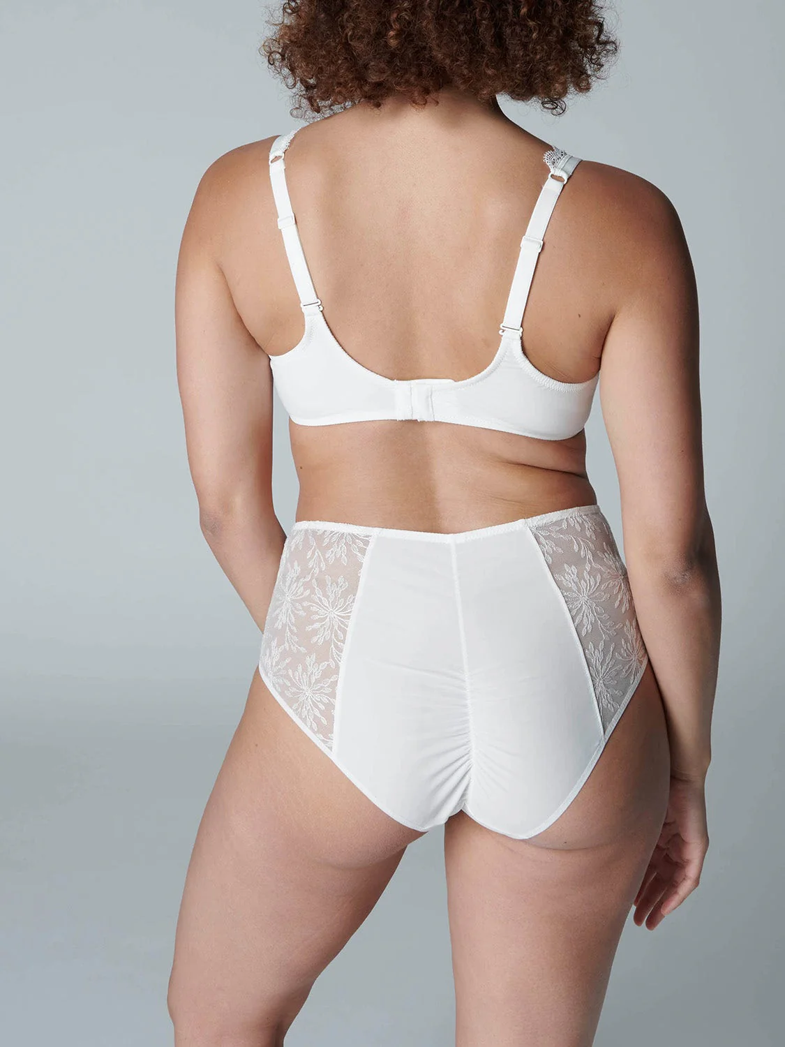 Singuliere Full Cup - Ivory - Image 5