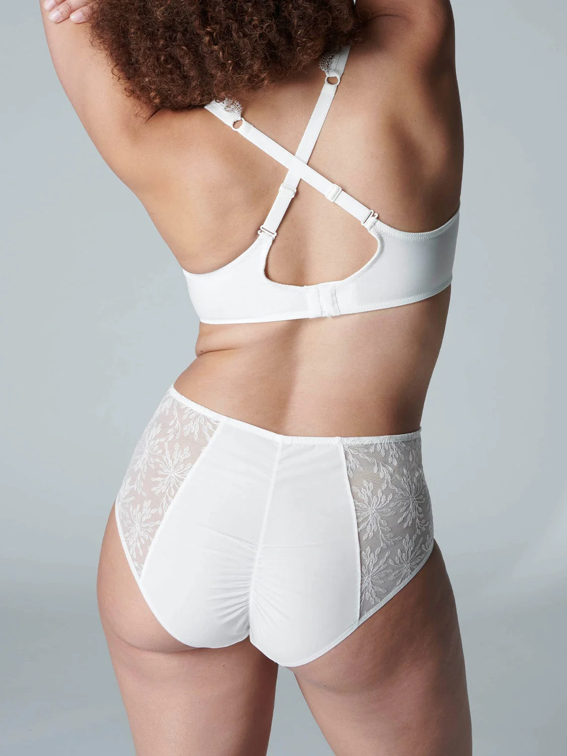 Singuliere Full Cup - Ivory - Image 7