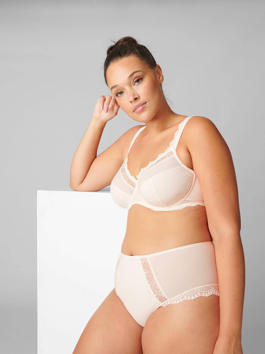 Candide Full Cup - Sakura Pink - Image 5