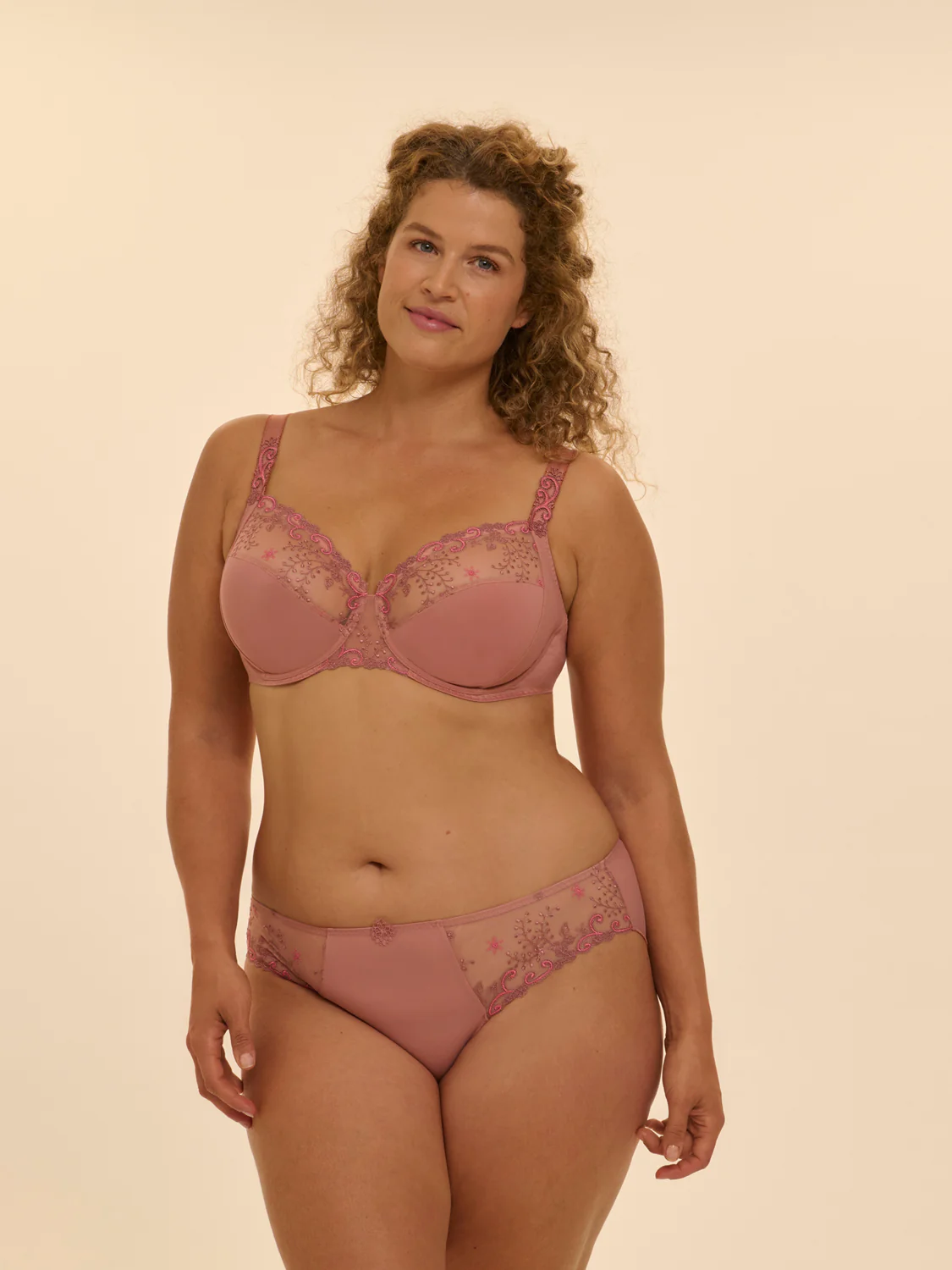 Delice Full Cup - Smokey Pink - Image 4