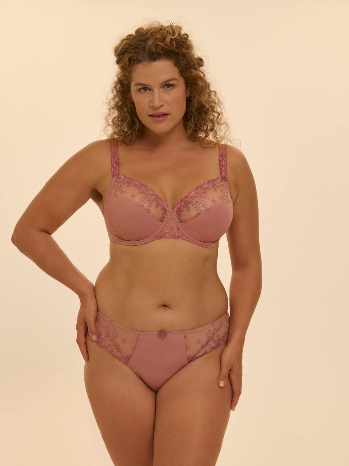Delice Full Cup - Smokey Pink - Image 6