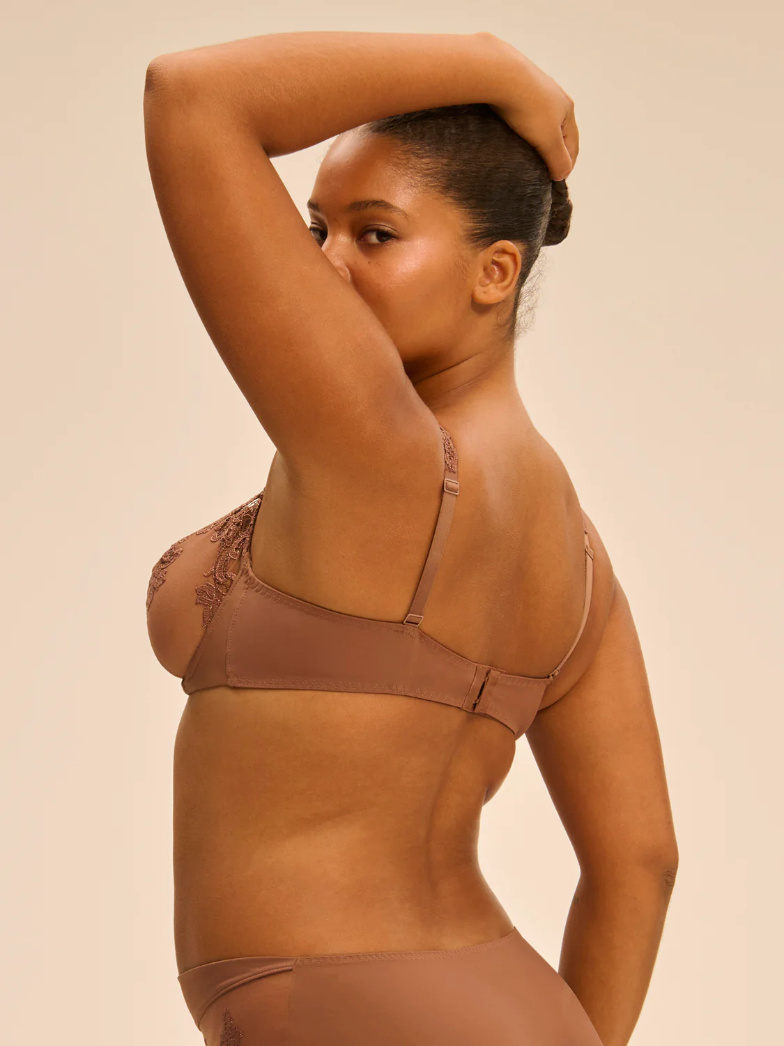 Saga Sheer Demi - Mocha - Image 8