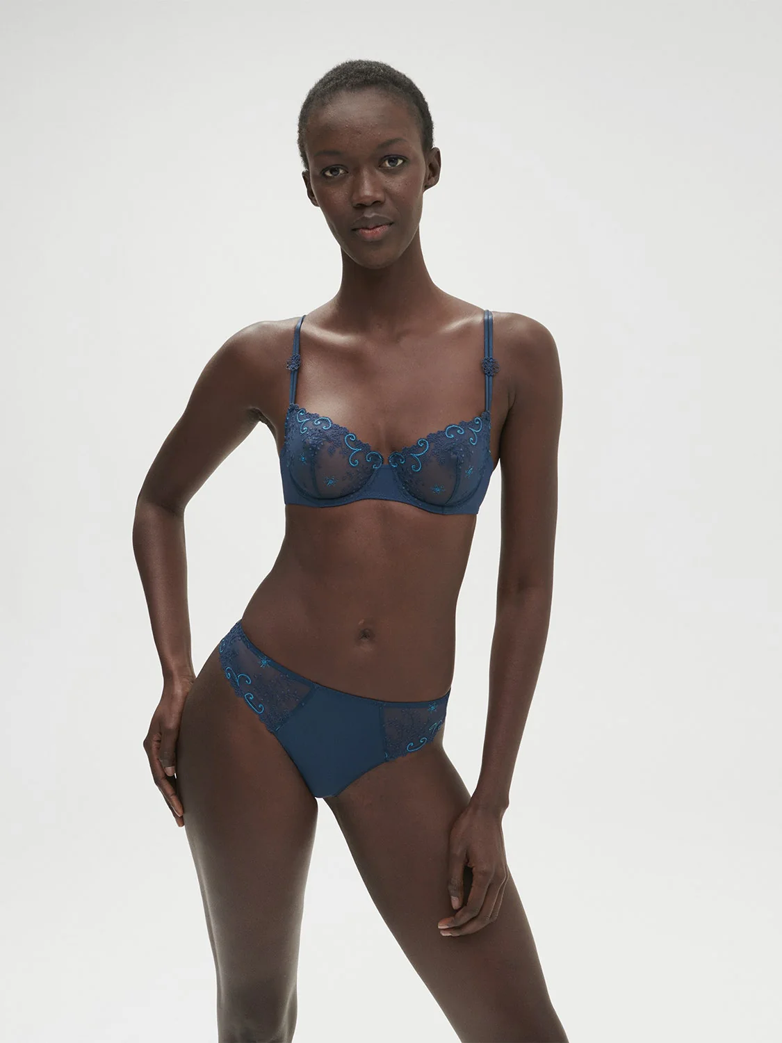 Delice Sheer Demi - Prestige Blue - Image 8