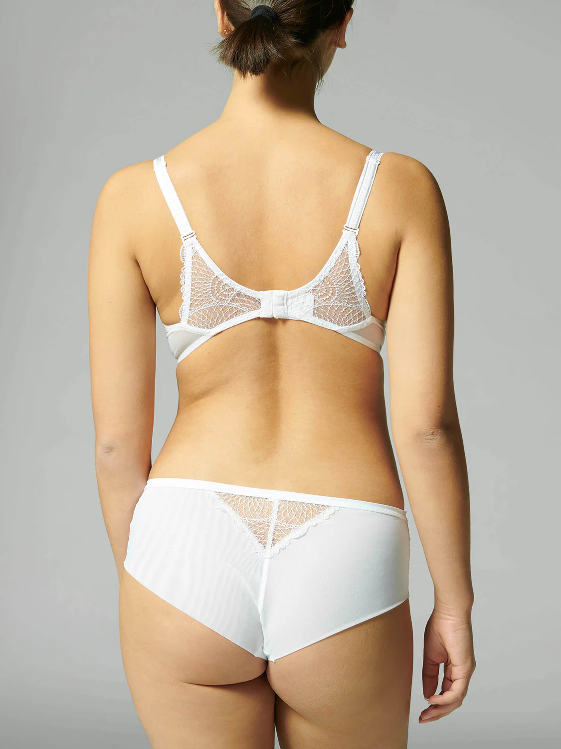Reflet Sheer Demi - White - Image 4