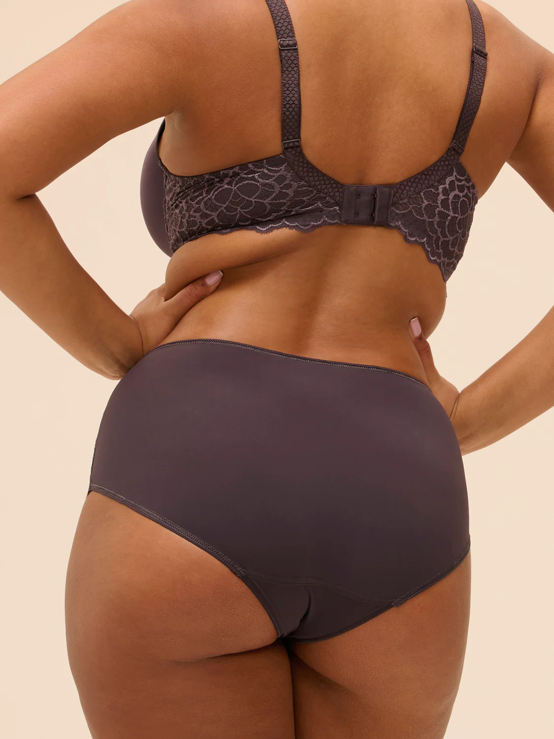 Caresse Retro Brief - Graphite Grey - Image 4