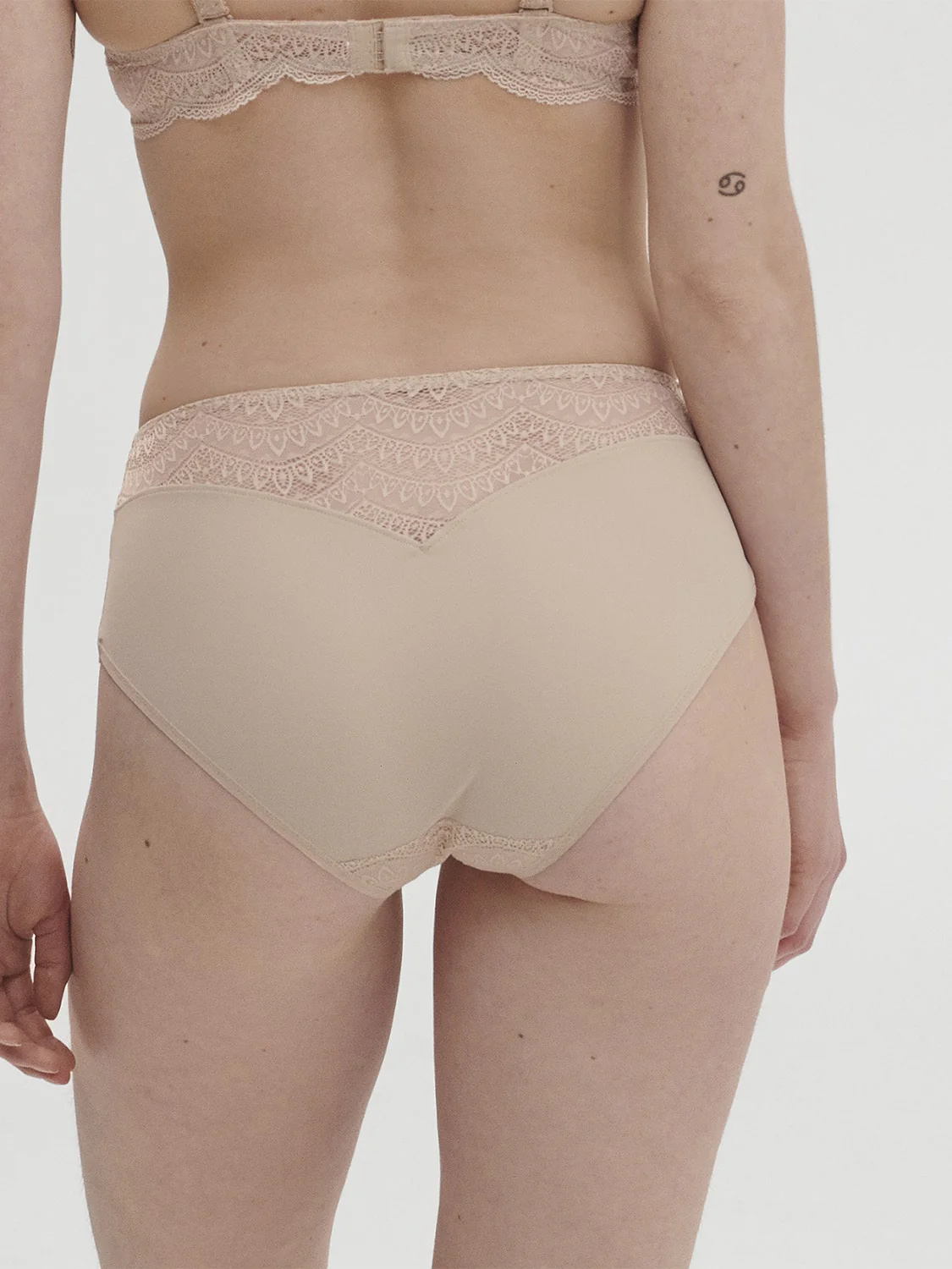 Karma Retro Brief - Peau Rose - Image 2