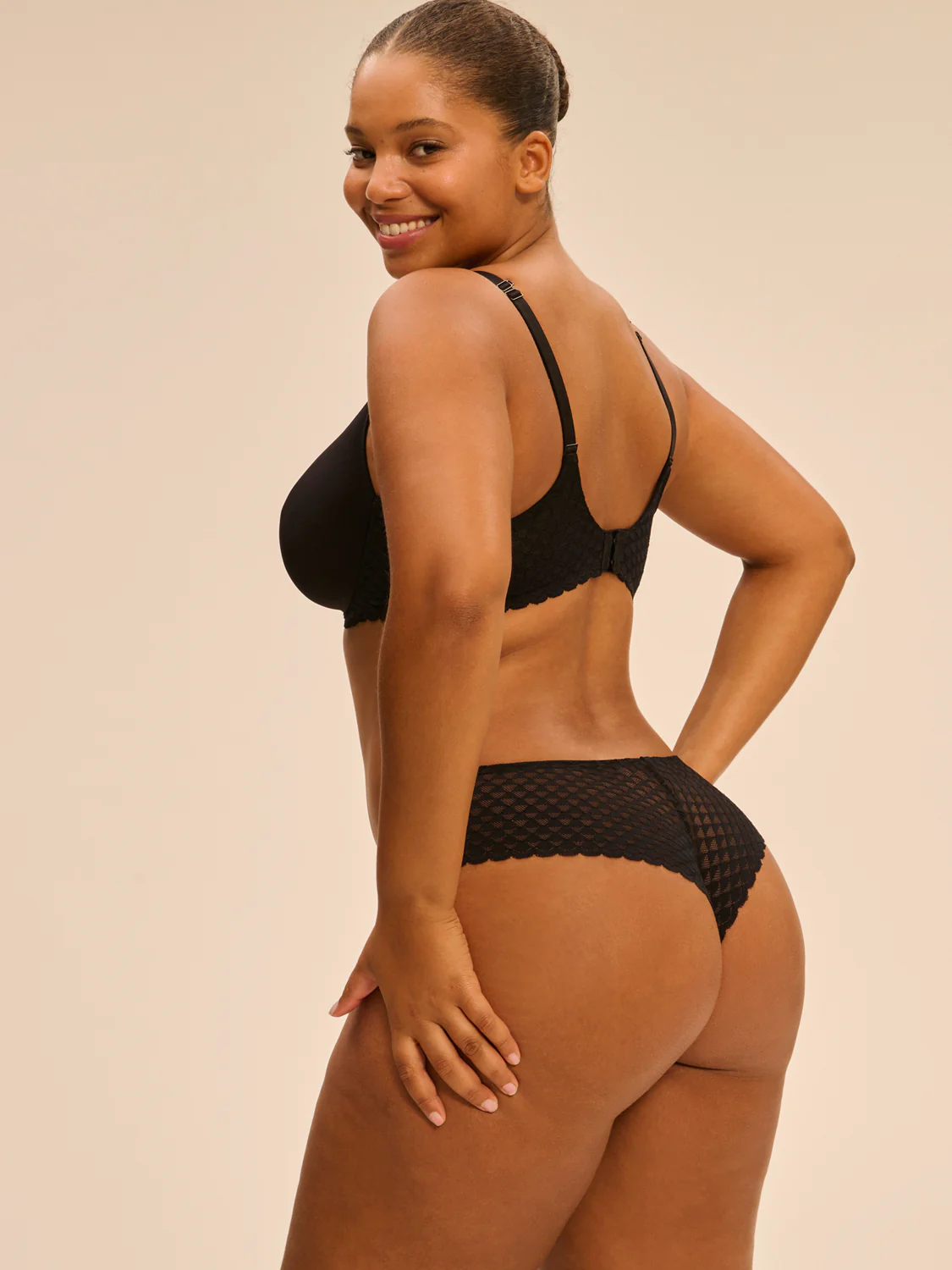 Subtile Low-Cut Boyshort - Black - Image 3