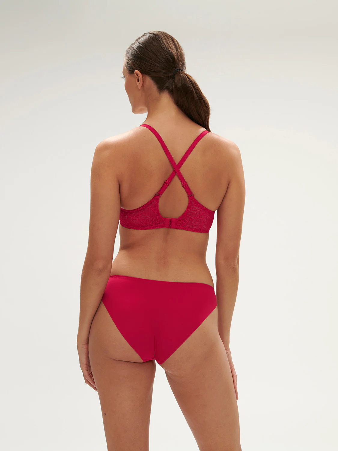 Comete Molded Full Cup - Ruby - Image 12