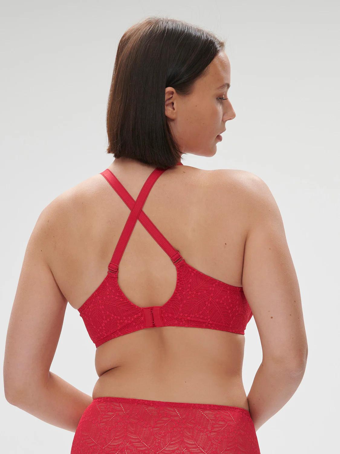 Comete Molded Full Cup - Ruby - Image 3