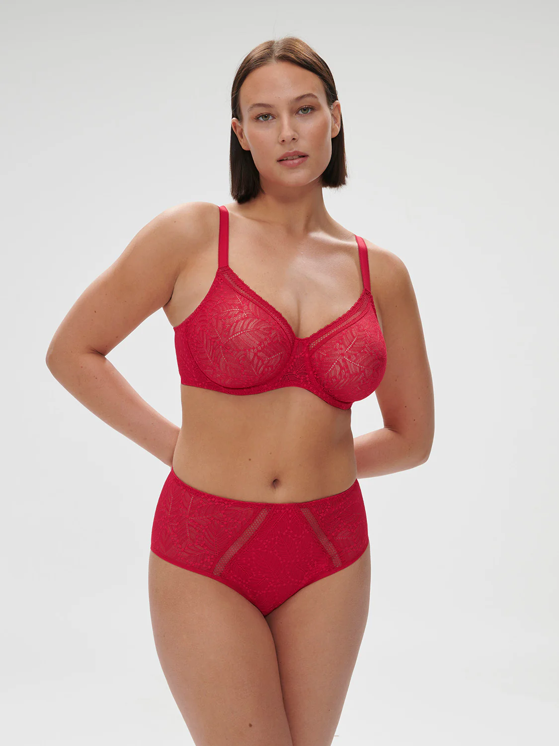 Comete Molded Full Cup - Ruby - Image 4