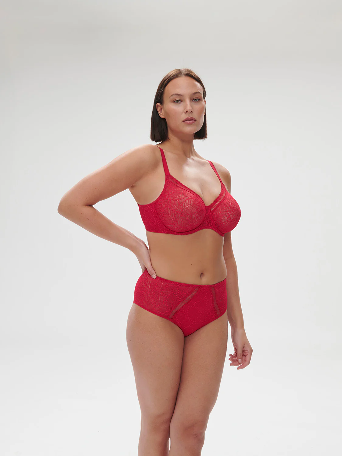 Comete Molded Full Cup - Ruby - Image 7