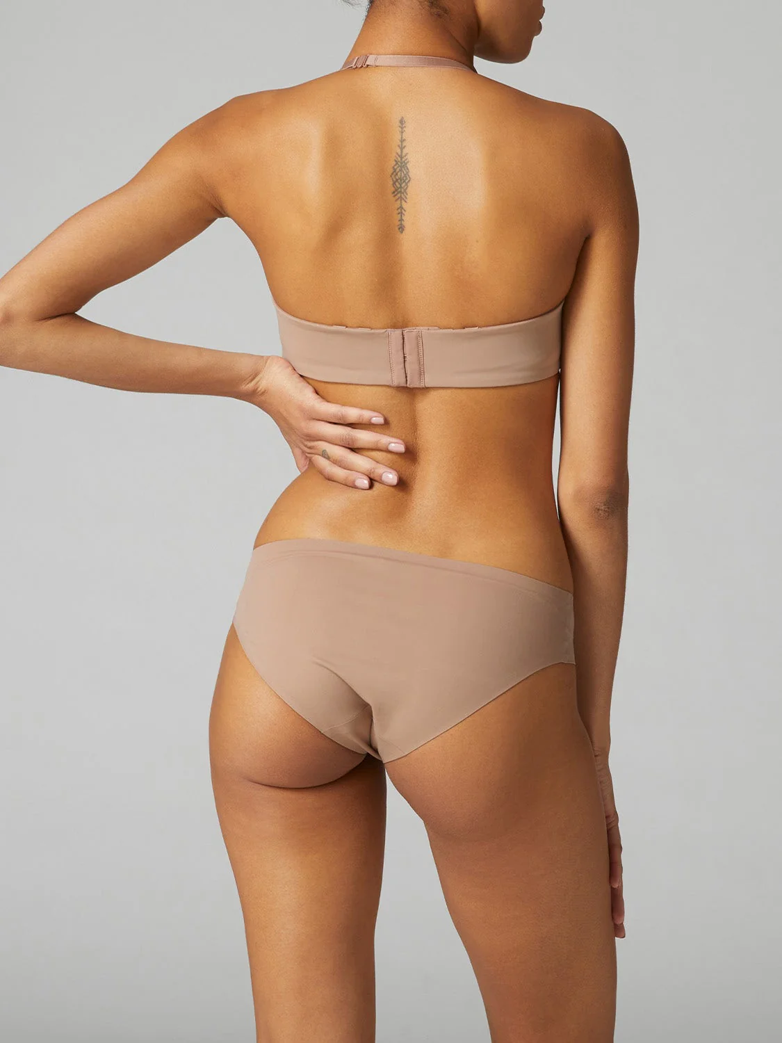 Essentiel Strapless - Amaretto - Image 15