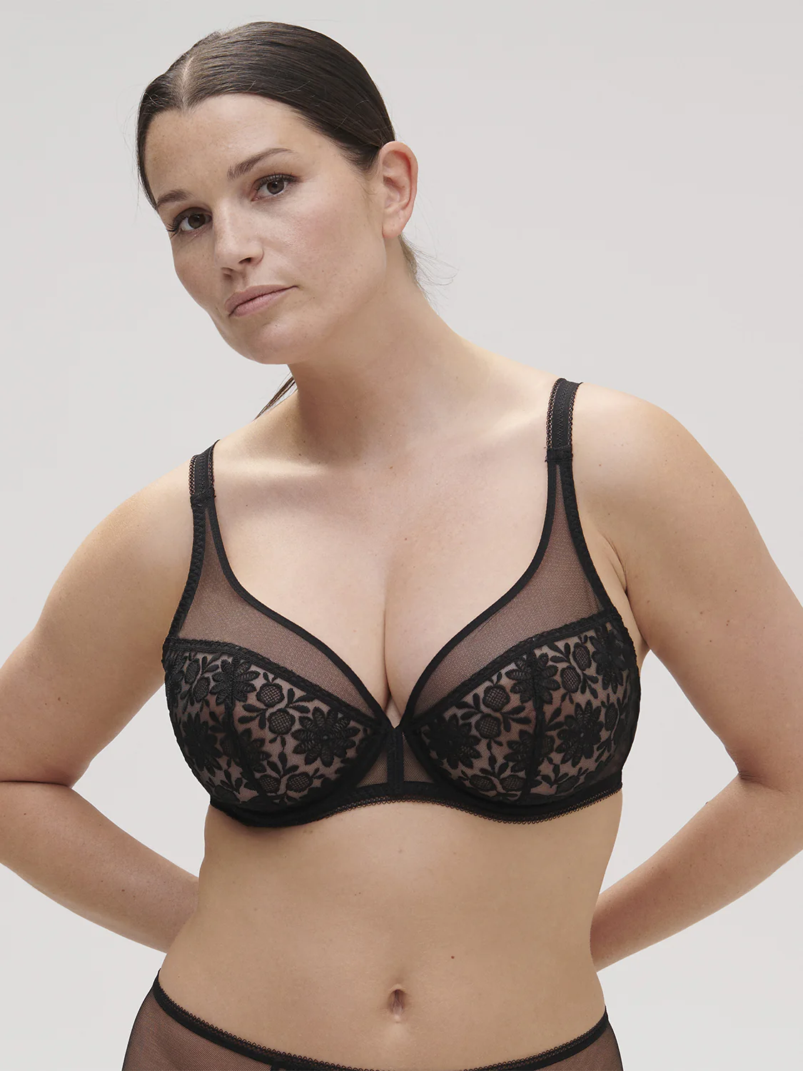 Amazone Full Coverage Plunge - Black - Image 12