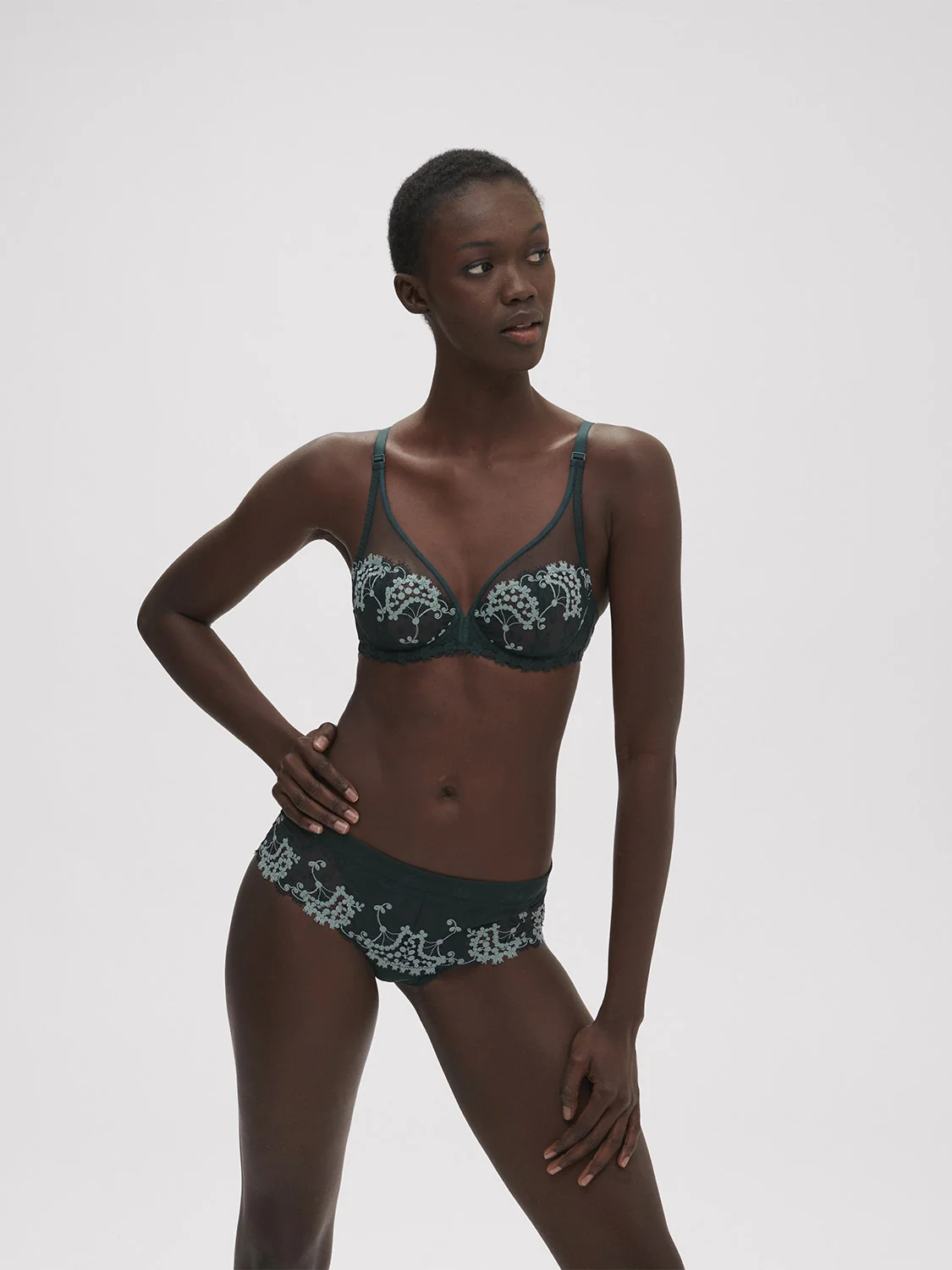 Wish Full Coverage Plunge - Kolsaï Green - Image 3
