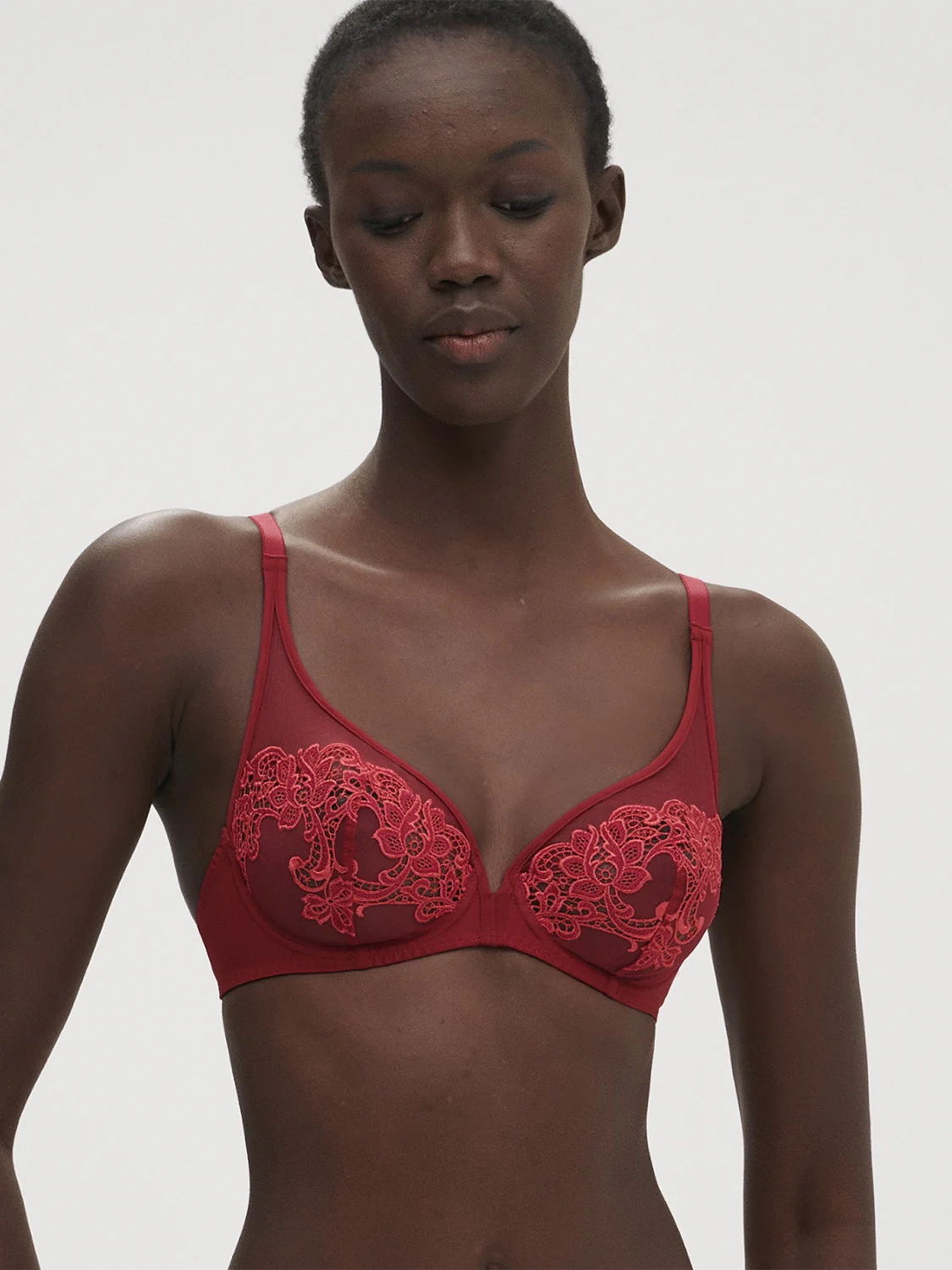 Saga Full Coverage Plunge - Lipstick - Image 6
