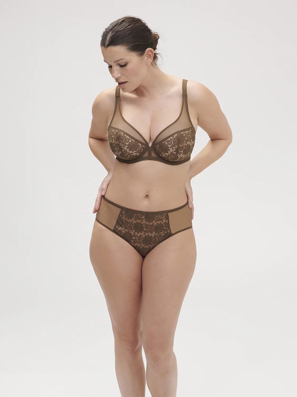 Amazone Full Coverage Plunge - Nomad Green - Image 5