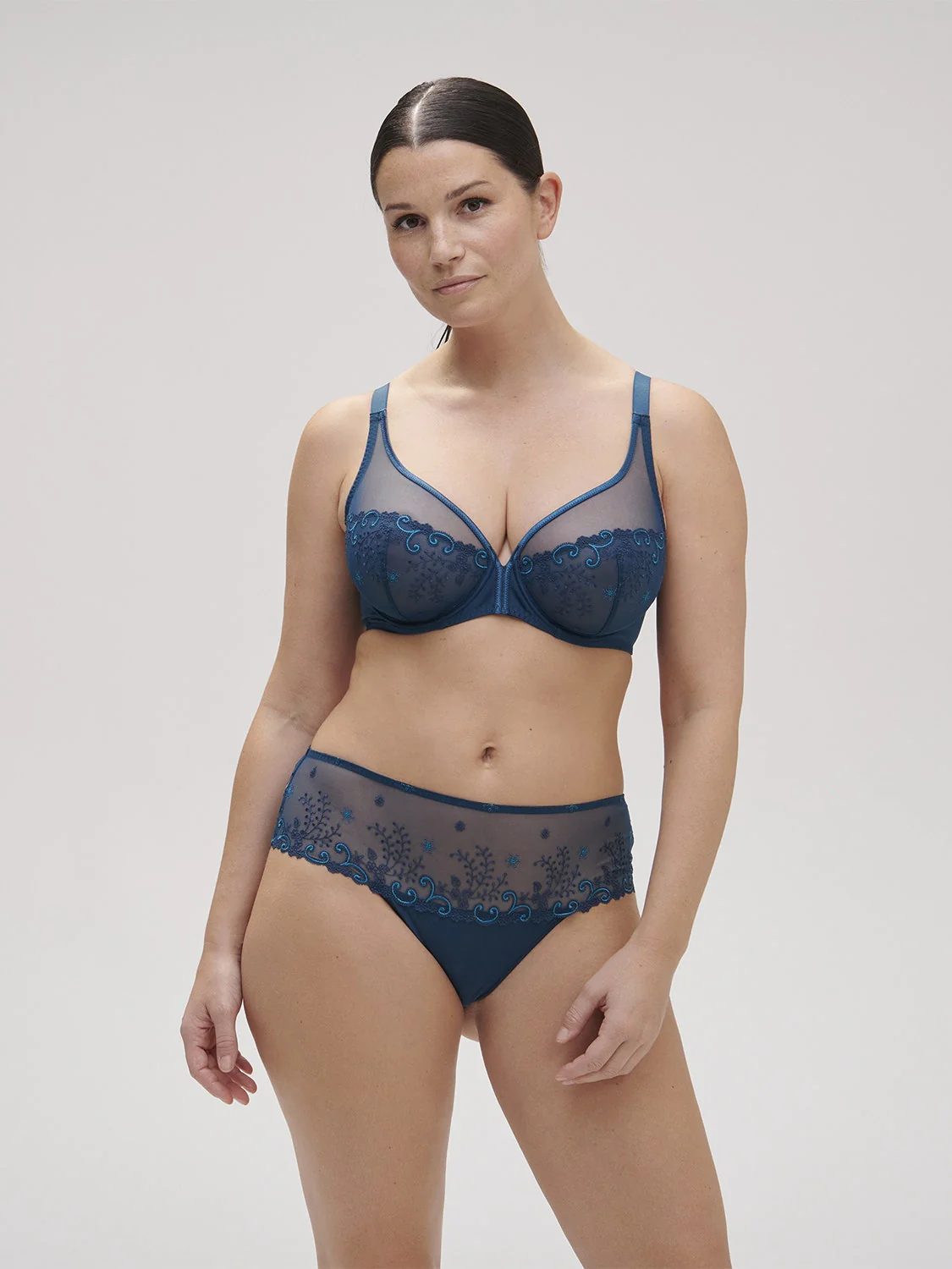 Delice Full Coverage Plunge - Prestige Blue - Image 9