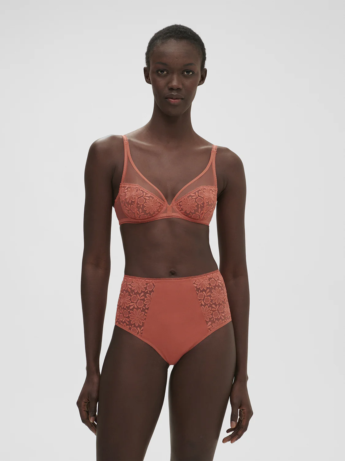 Amazone Full Coverage Plunge - Texas Pink - Image 4