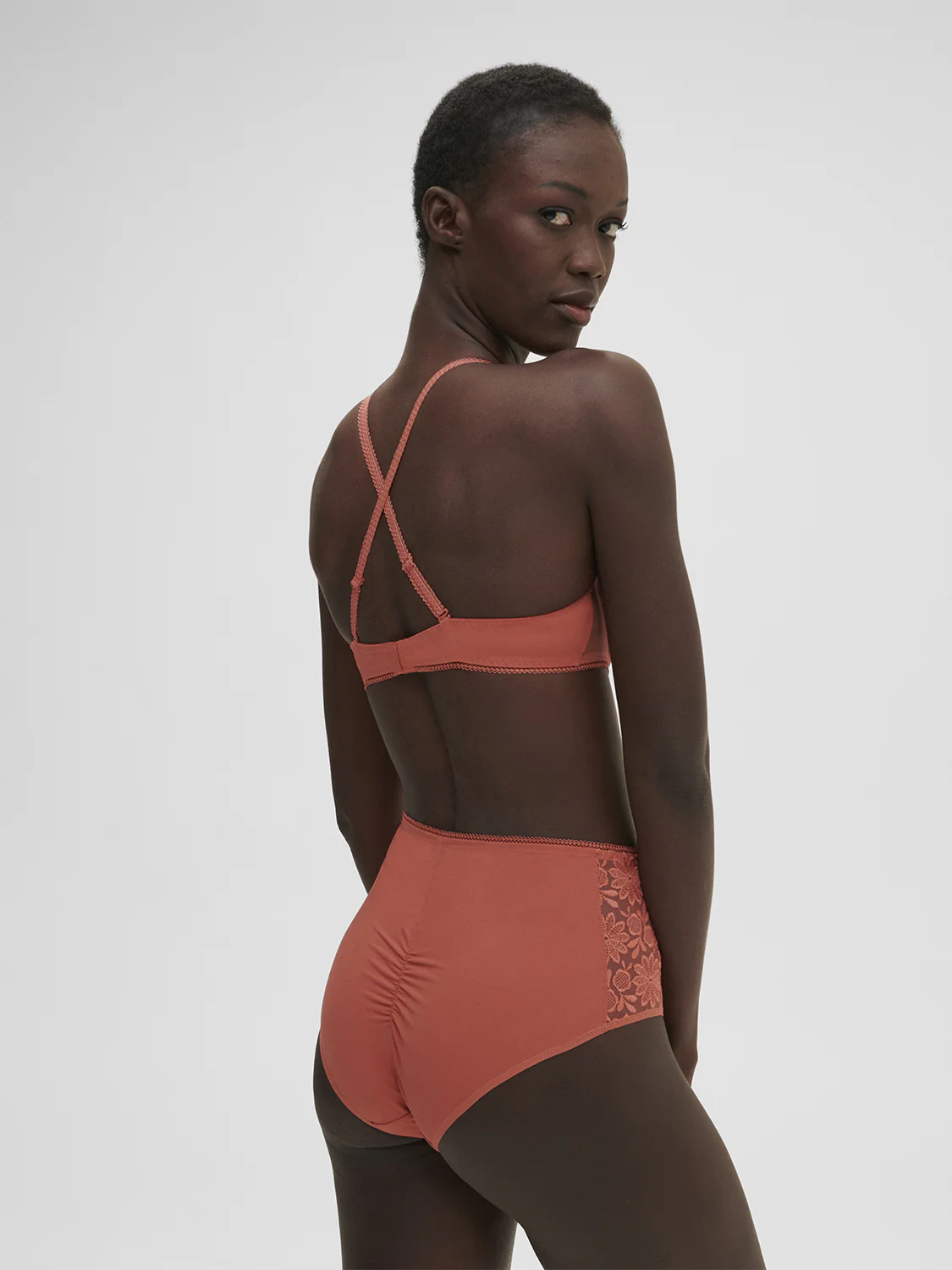 Amazone Full Coverage Plunge - Texas Pink - Image 7