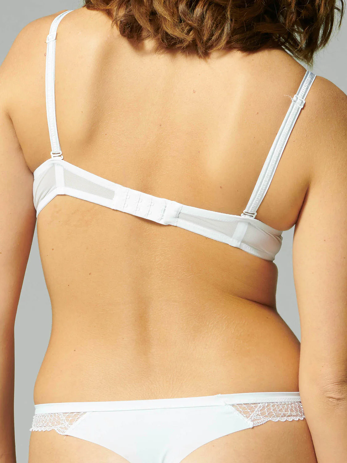 Reflet Push-Up - White - Image 2