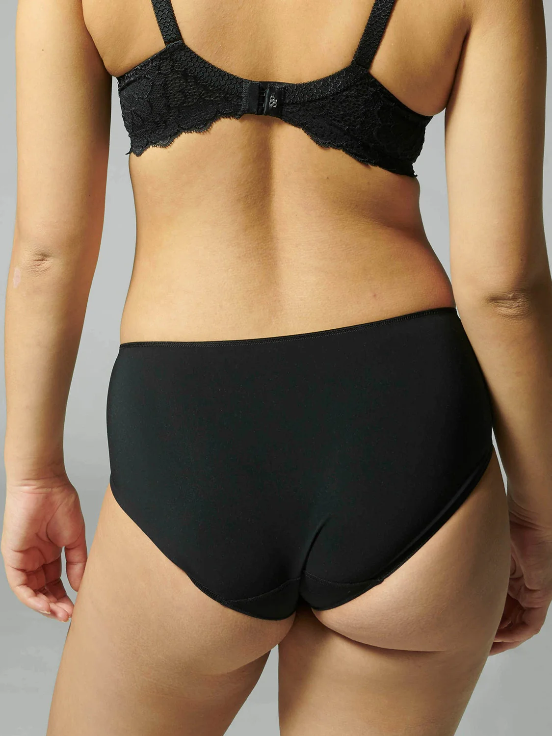 Caresse Retro Brief - Black - Image 2