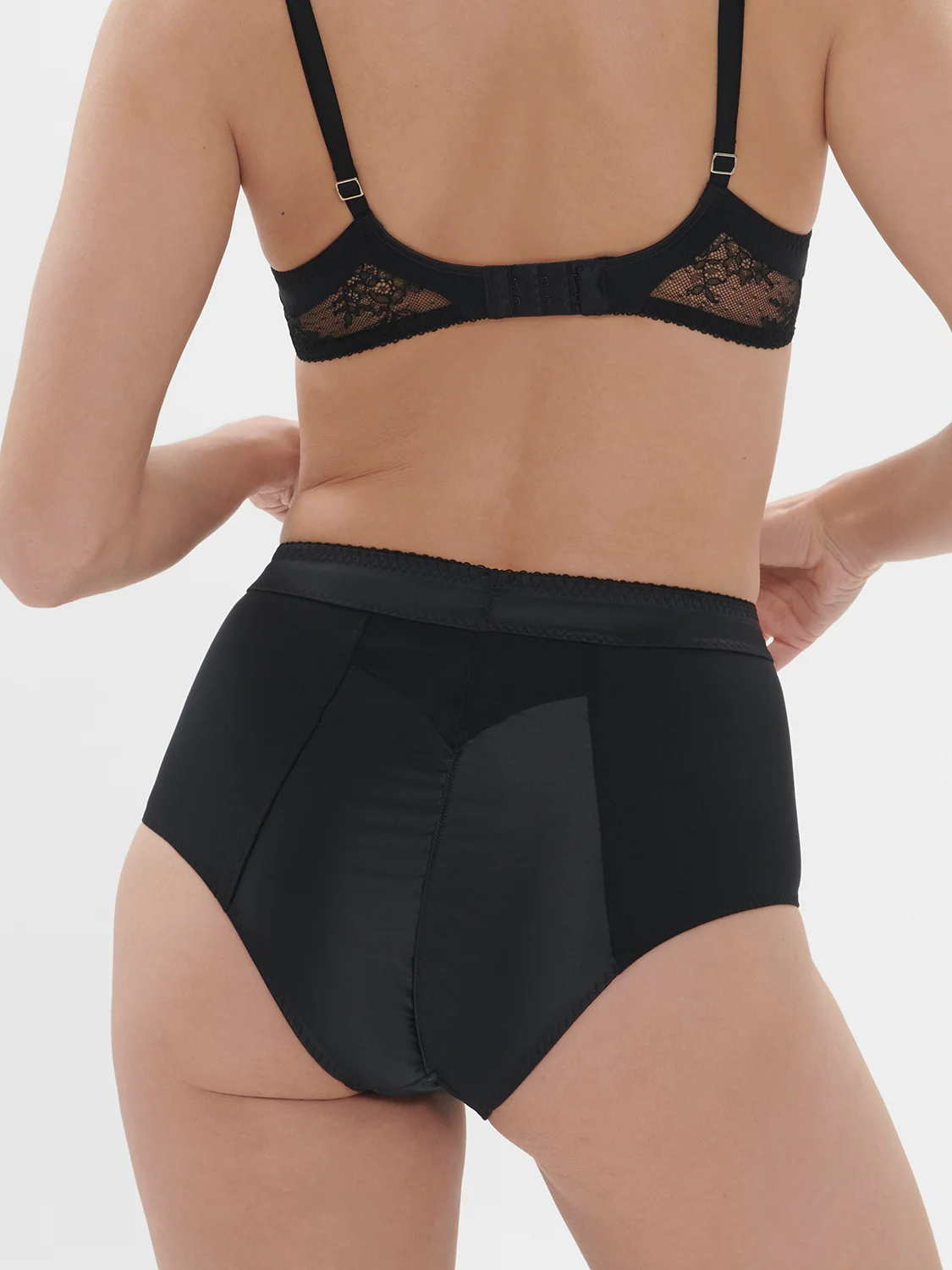 Eve Retro Brief - Black - Image 2