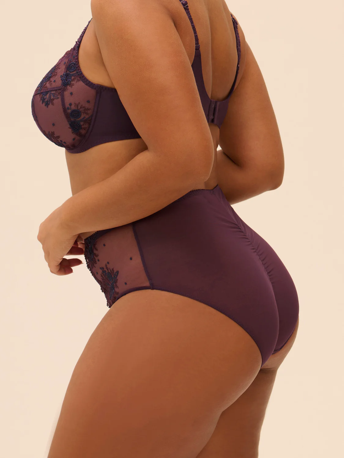 Intrigue Retro Brief - Fig - Image 7