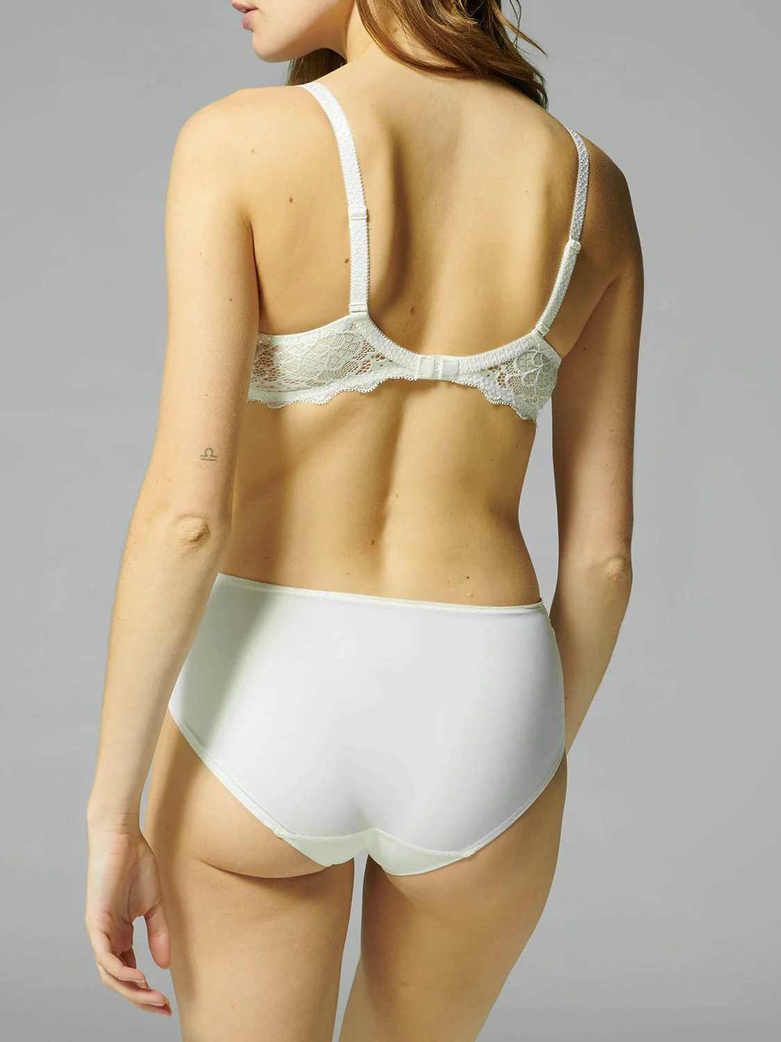 Caresse Retro Brief - Ivory - Image 5